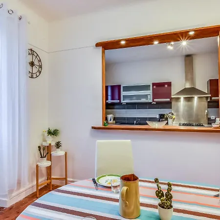14 Juillet Apartmán